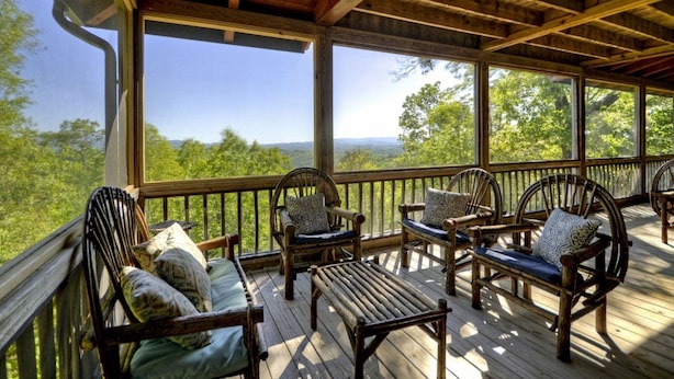 Cabin | Balcony
