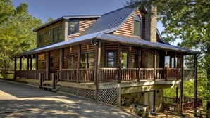 Cabin | Exterior