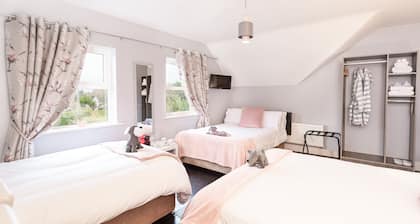 Caravogue House Bed & Breakfast