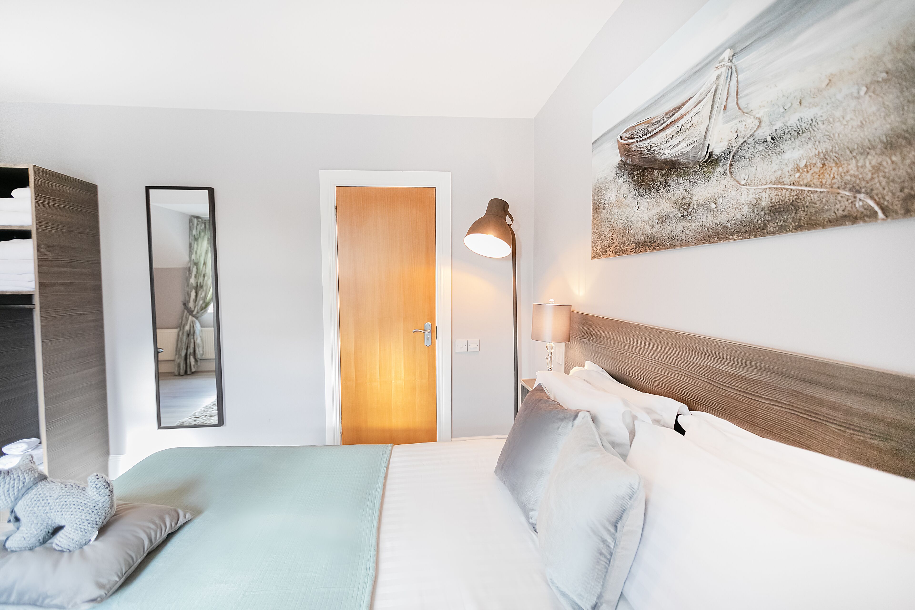 华丽双人房 | 防过敏的被褥、办公桌、遮光窗帘、熨斗/熨衣板