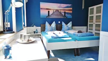 3 habitaciones, tabla de planchar con plancha, wifi y ropa de cama