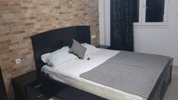 Departamento, 2 habitaciones, planta baja | 2 habitaciones, cortinas blackout y tabla de planchar con plancha