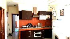 Apartment, 1 Bedroom | Private kitchen | Fridge, oven, dishwasher, blender - Arz Villa Appart (Ifrane)