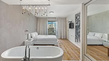 Luxury-Apartment, 3 Schlafzimmer | Badezimmer | Handtücher, Shampoo