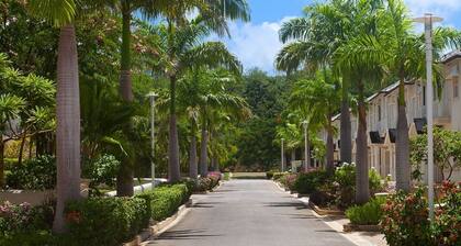 Battaleys Mews - Townhouse 25