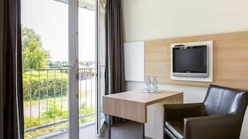 43-Zoll-Flachbildfernseher mit Satellitenempfang, Fernseher