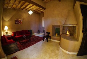 免费 WiFi、床单