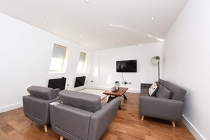 Interior detail - Modern & Spacious 2 Bed Apartment at Clapham Junction (London)