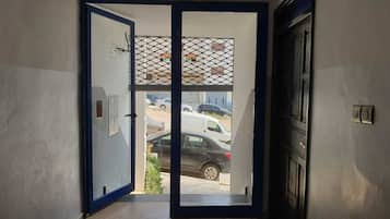 Entrée de l’hébergement