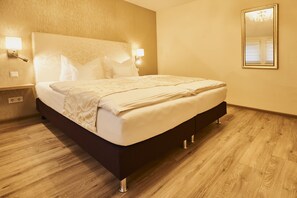 Penthouse exclusivo (Suite) | Ropa de cama de alta calidad y caja de seguridad en la habitación 