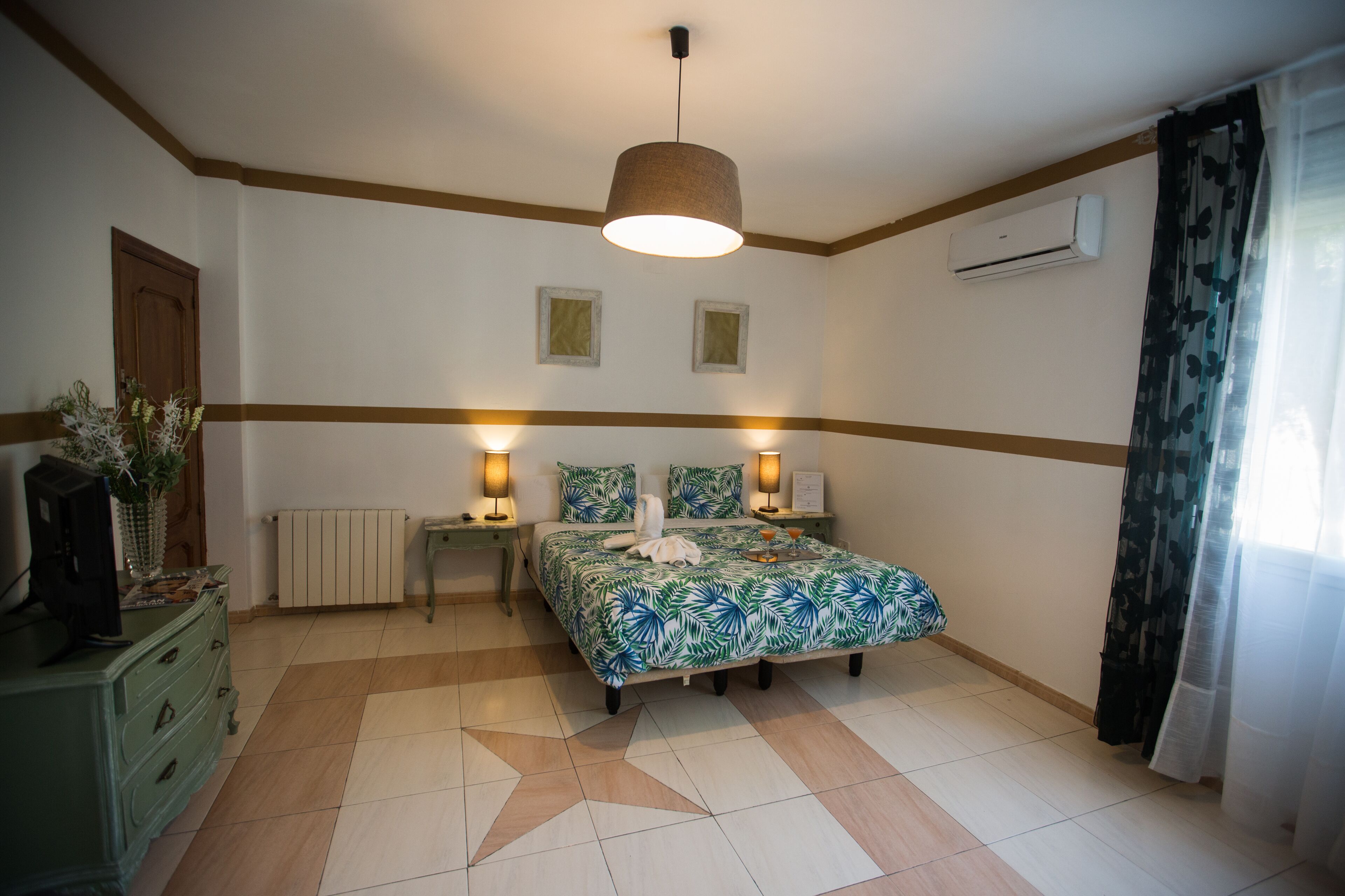 Foto - Hostal Escala Suites