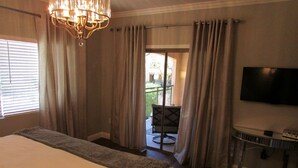 Condo (2BR Scottsdale Westworld Condo) | 2 bedrooms, free WiFi - 16801 Scottsdale (Scottsdale)