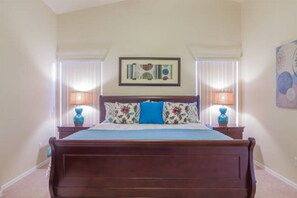 House (3BR Mesa Home) | 3 bedrooms, free WiFi - 4353 Mesa (Mesa)