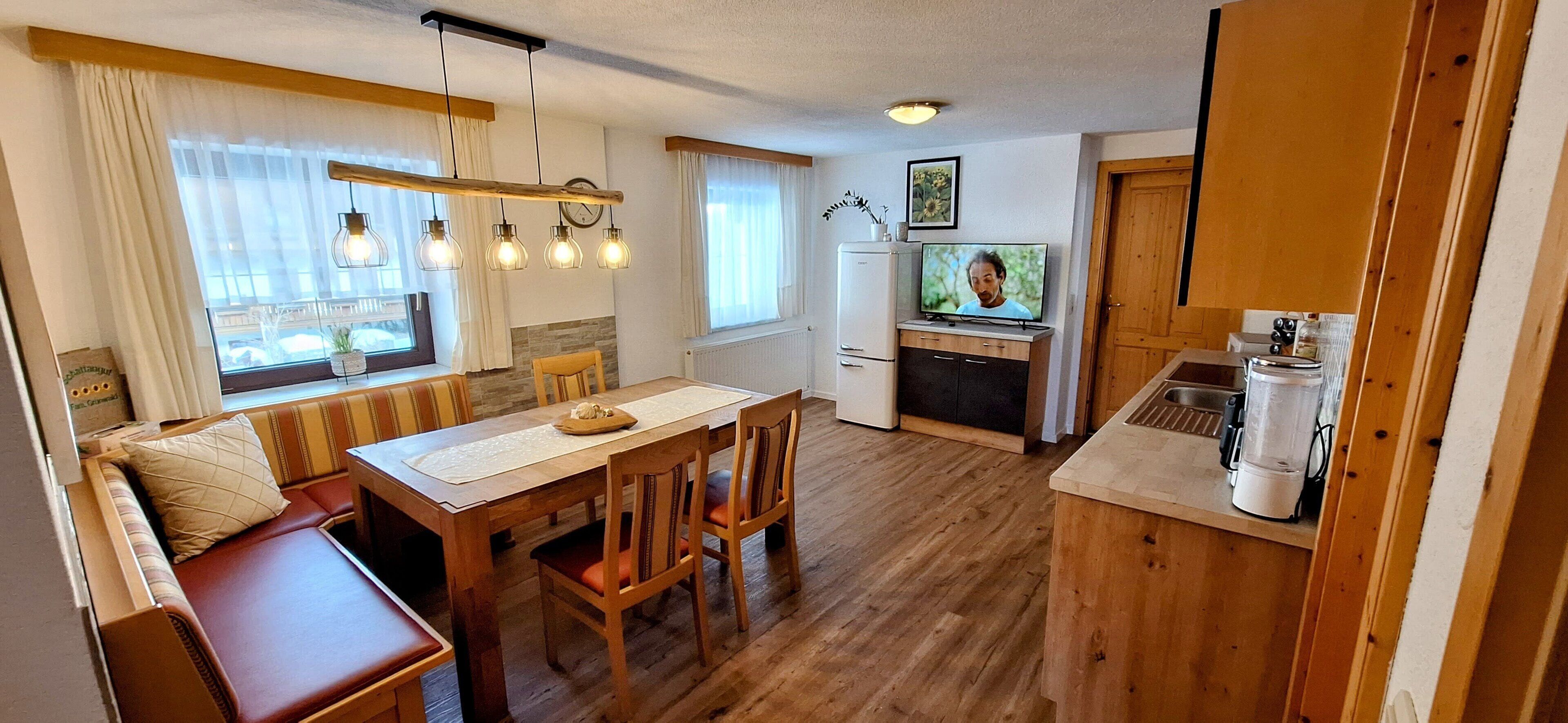 Apartment (2) | Private kitchen | Full-size fridge, microwave, stovetop, dishwasher