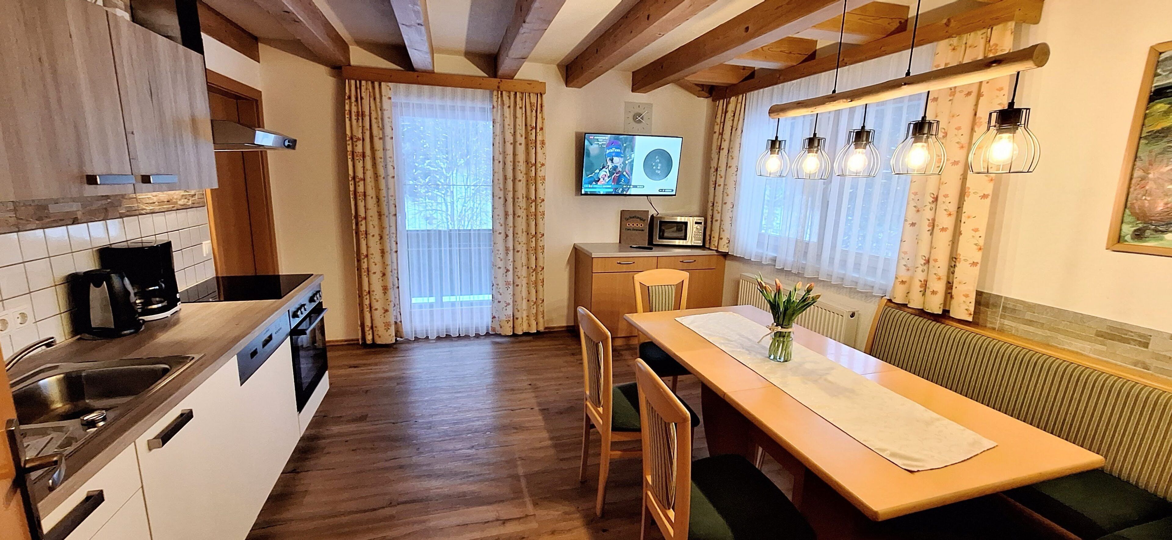 Apartment (3) | Eigene Küche | Großer Kühlschrank, Mikrowelle, Herdplatte, Geschirrspüler