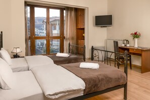 Large Twin Room