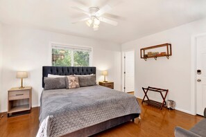 House, Multiple Beds, Hot Tub, Mountain View (1743)