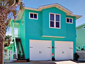 Exterior - The Best of Boat Worlds (Port Aransas)