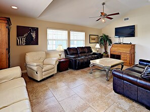 TV - The Naughty Monkey (Port Aransas)