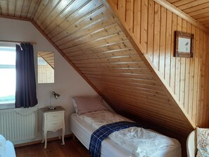 Twin Room, Shared Bathroom