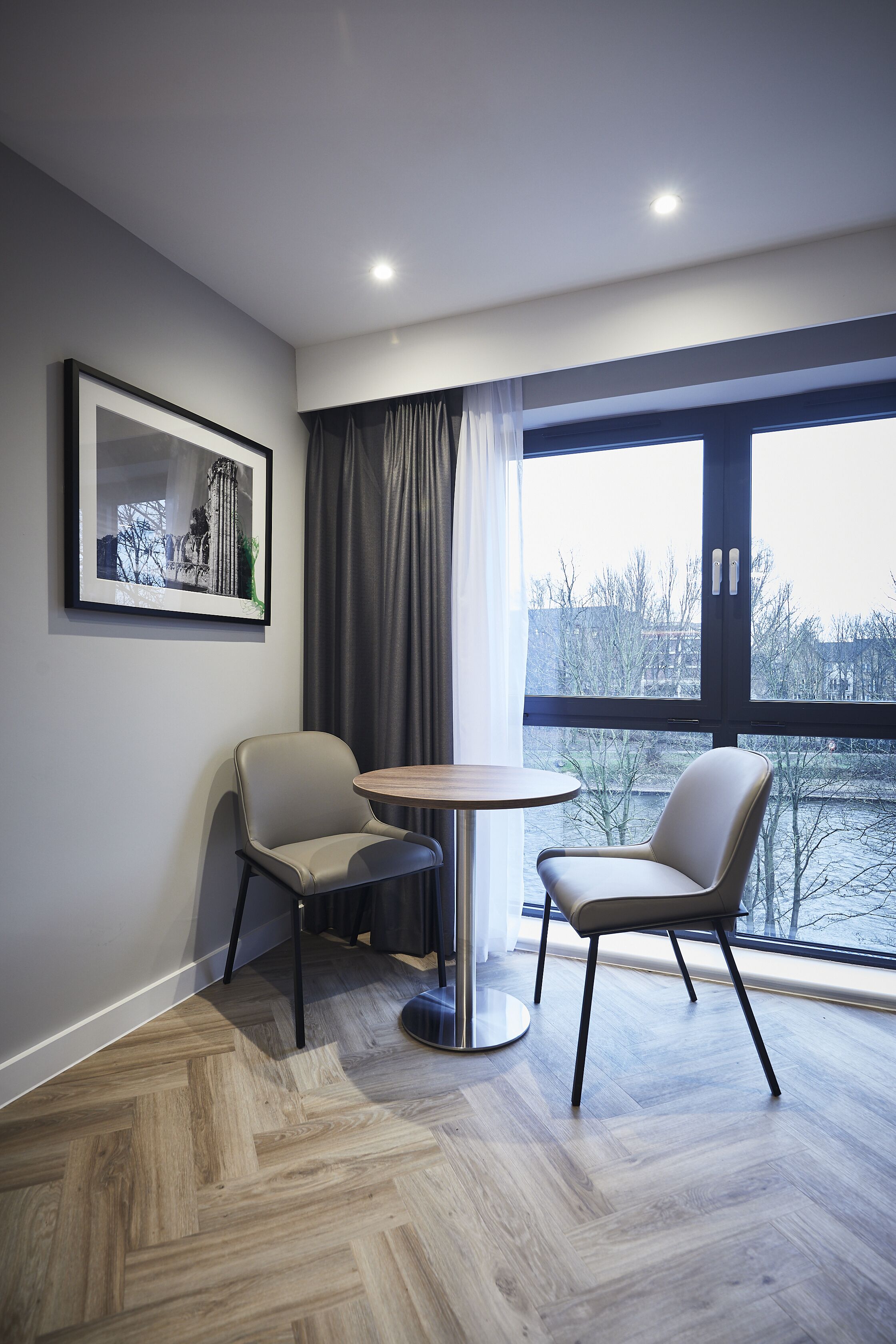 grande view | 1 bedroom, in-room safe, desk, laptop workspace