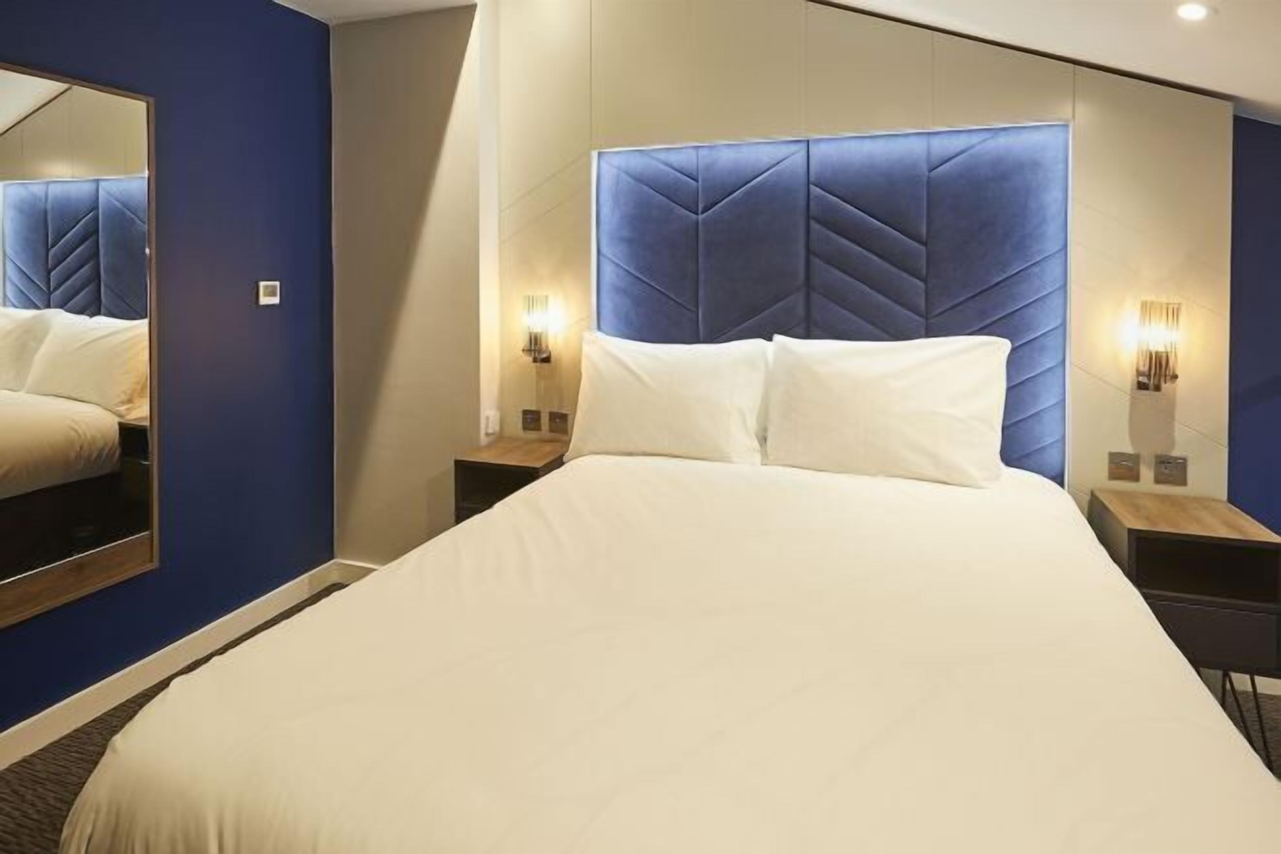 In-room safe, desk, laptop workspace, iron/ironing board