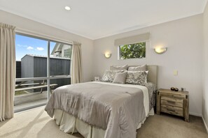 4 chambres, fer et planche à repasser, Wi-Fi