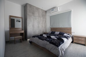 Departamento de lujo | Tabla de planchar con plancha, wifi gratis y ropa de cama 