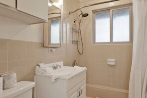 House, Multiple Beds, Patio, Mountain View (1772) | Bathroom - Scenic Retreat #1772 (Big Bear City)