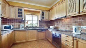 Private kitchen - Villa Monte de Madrinha (Algarve)