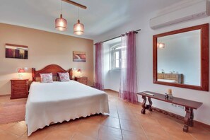 4 Schlafzimmer, WLAN, Bettwäsche