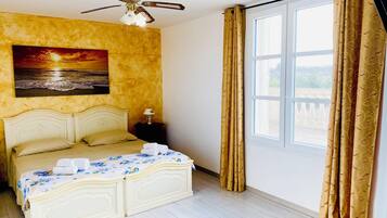 4 Schlafzimmer, Bügeleisen/Bügelbrett, WLAN, Bettwäsche