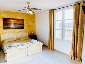 4 chambres, fer et planche à repasser, Wi-Fi, draps fournis