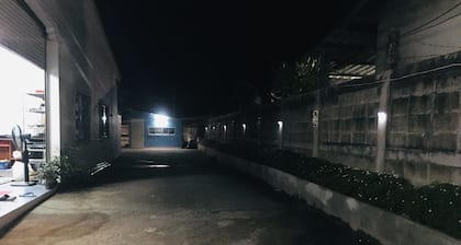 Baan Pak Pond Tanom bietet gute Unterkunftsmöglichkeiten in Chom Tong