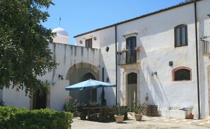 Esterni