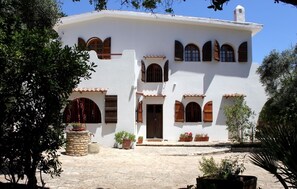 Esterni
