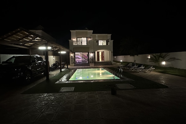 Una piscina infinita