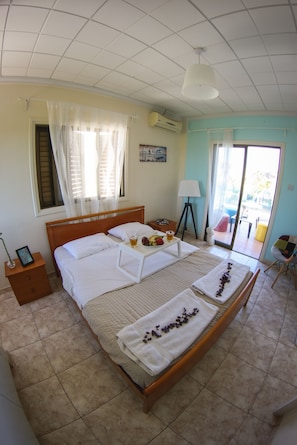 3 Schlafzimmer, Zimmersafe, Bügeleisen/Bügelbrett, Reisekinderbett