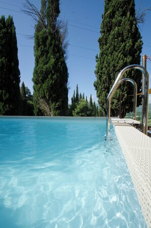 Outdoor pool, a heated pool - TWO PRIVATE VILLAS WITH 2 HEATED SWIMMING POOLS IN LUSH PRIVATE ESTATE SLEEPS 12 (chiusi)