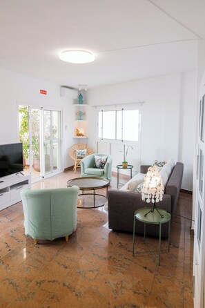 TV - PENTHOUSE 120m2, 200m from the beach, panoramic sea and village view (Morro Jable)