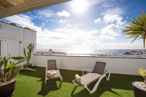 Terrace/patio - PENTHOUSE 120m2, 200m from the beach, panoramic sea and village view (Morro Jable)