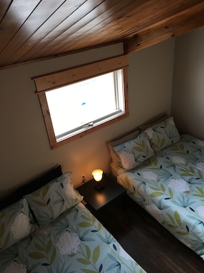 3 habitaciones, tabla de planchar con plancha y wifi gratis