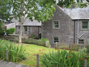Property grounds - 5 bedroom accommodation in Shap, near Penrith (Shap, near Penrith)
