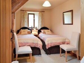 4 bedrooms, bed sheets - 4 bedroom accommodation in Soar, near Brecon (Soar, near Brecon)