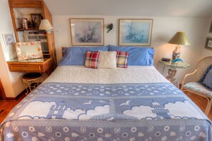 1 bedroom, desk, iron/ironing board, travel cot