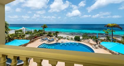 Anspruchsvolle Villa am Meer, Flucht ins Paradies! Zugang zum Strand, Infinity-Pool