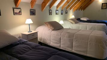 5 habitaciones, caja de seguridad en la habitación y escritorio