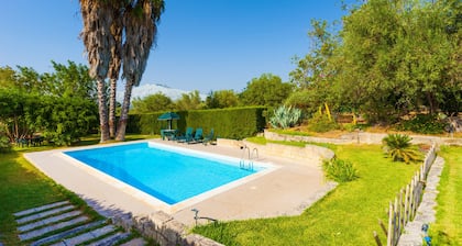 Yksityinen uima-allas, maaseutu, rentouttava ja rauhallinen alue