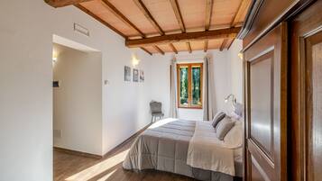 3 camere, ferro/asse da stiro, Wi-Fi gratuito, lenzuola