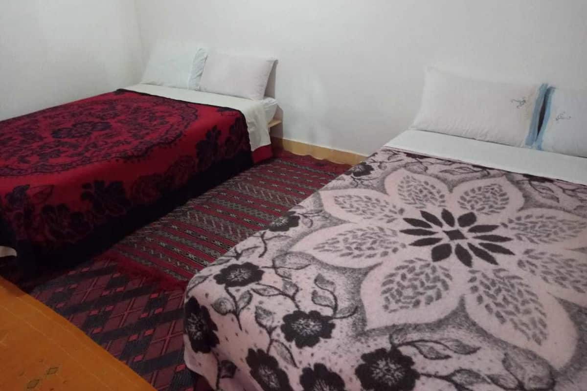 Triple Room | Individually decorated, individually furnished, soundproofing, free WiFi
